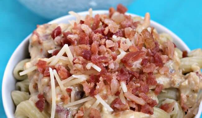 Crock-Pot-Chicken-Bacon-Ranch-Pasta